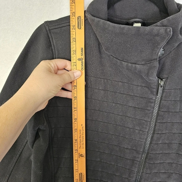 Lululemon jacket - Picture 11 of 12